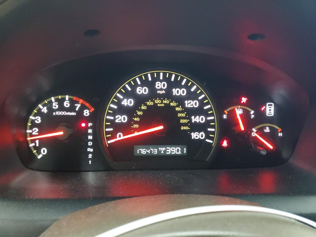 2004 Honda Accord - Image 9
