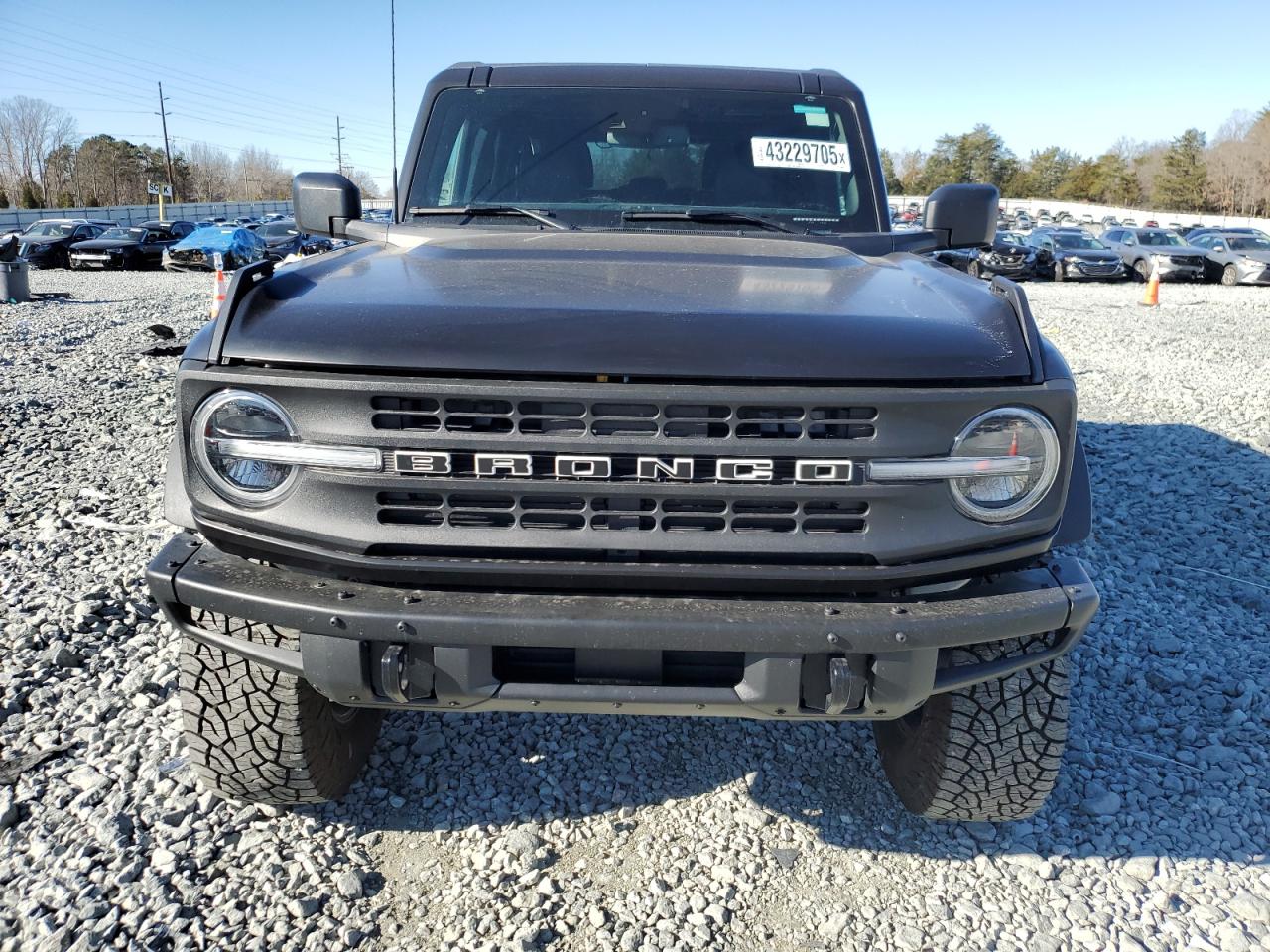 2022 Ford Bronco - Image 5
