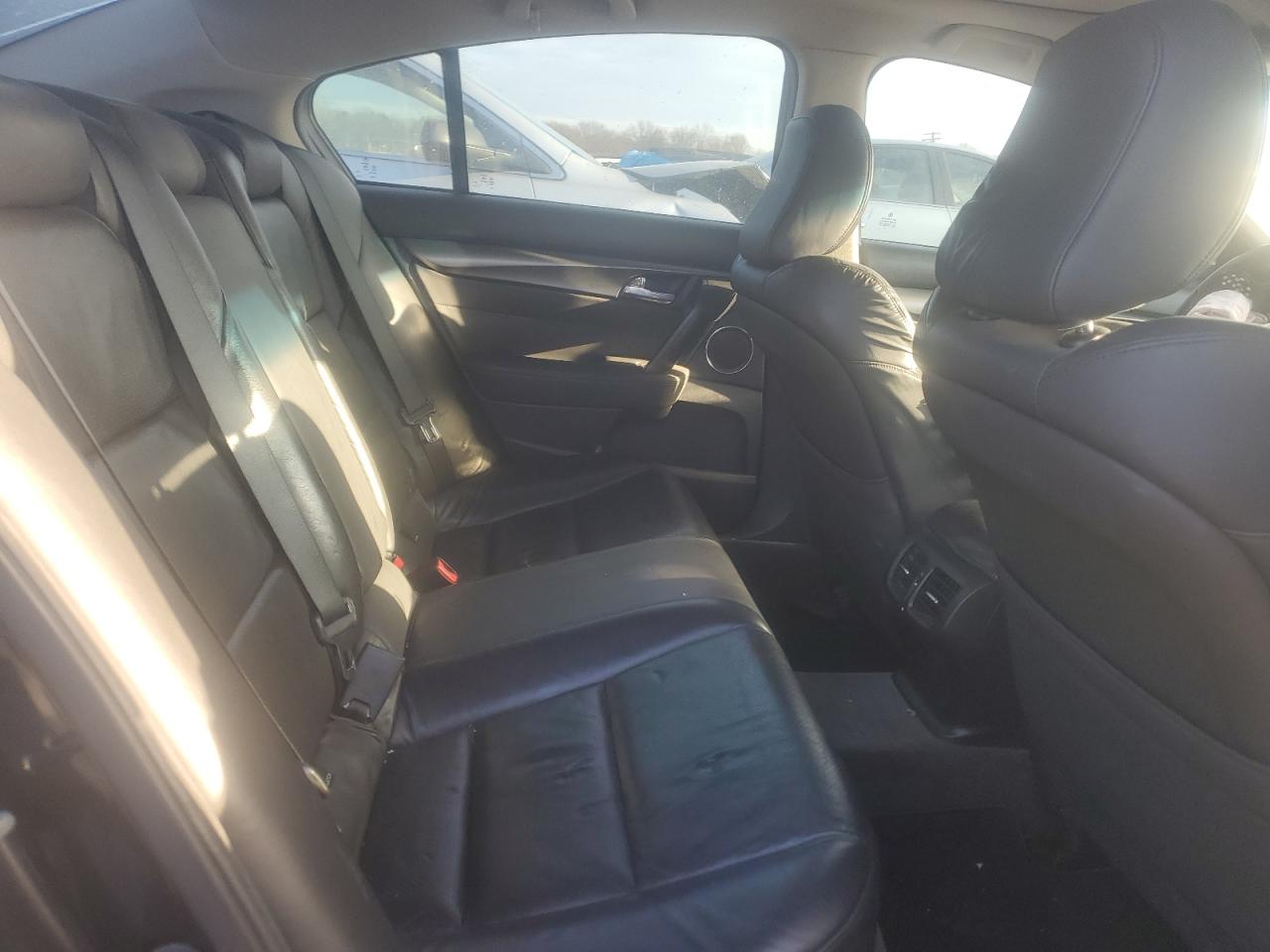 2012 Acura TL - Image 10