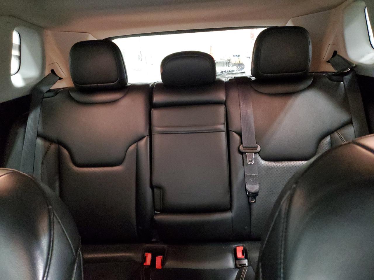 2017 Jeep Compass - Image 10