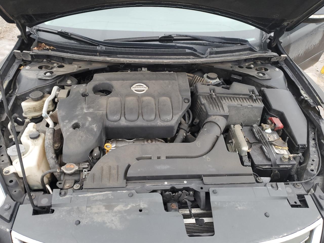 2012 Nissan Altima - Image 11