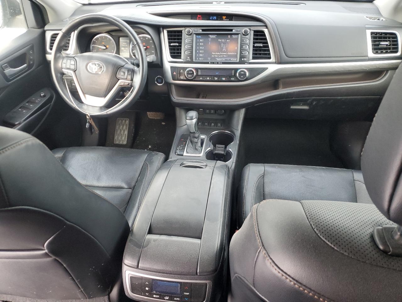 2018 Toyota Highlander - Image 8