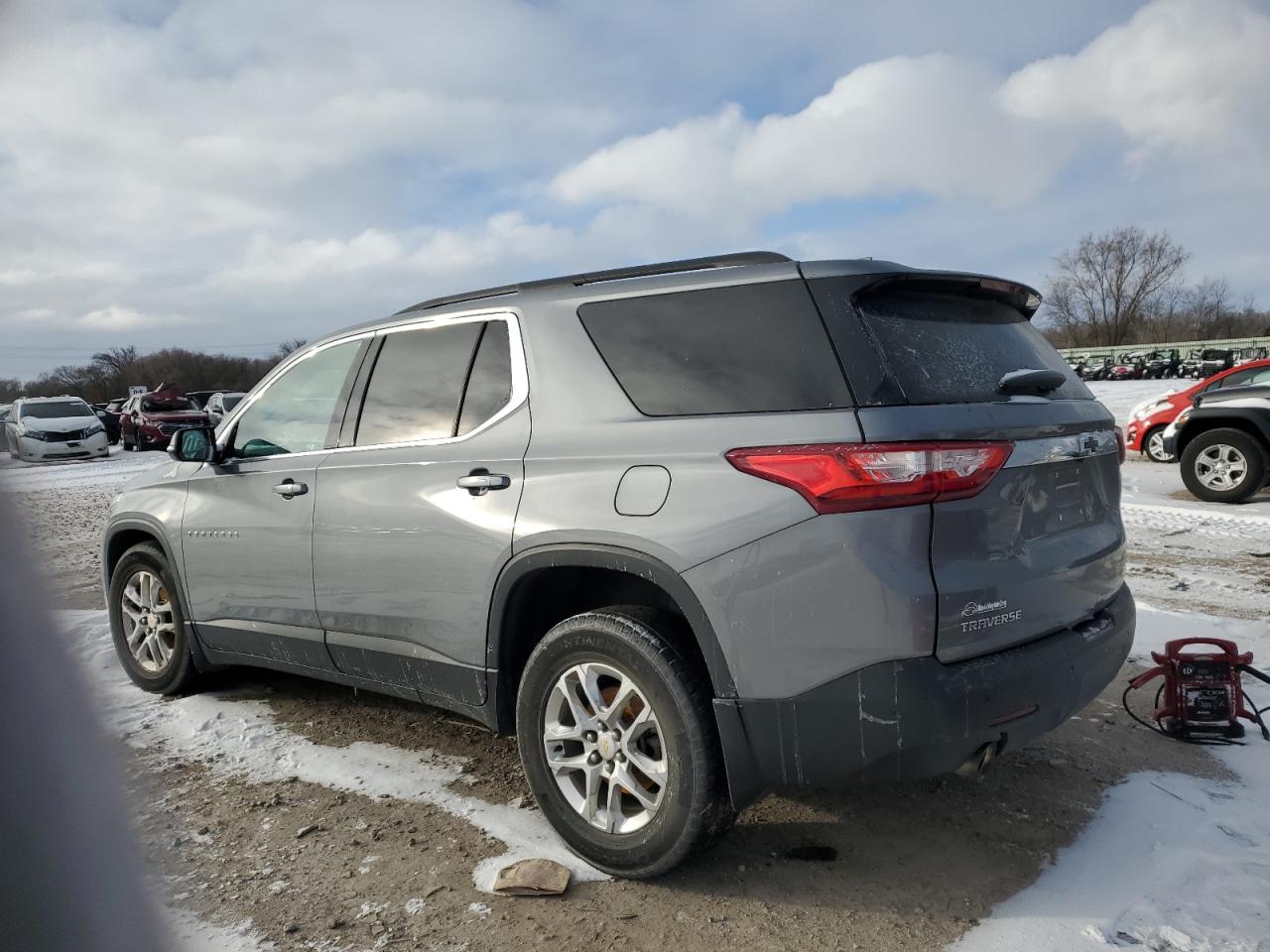 2019 Chevrolet Traverse - Image 2