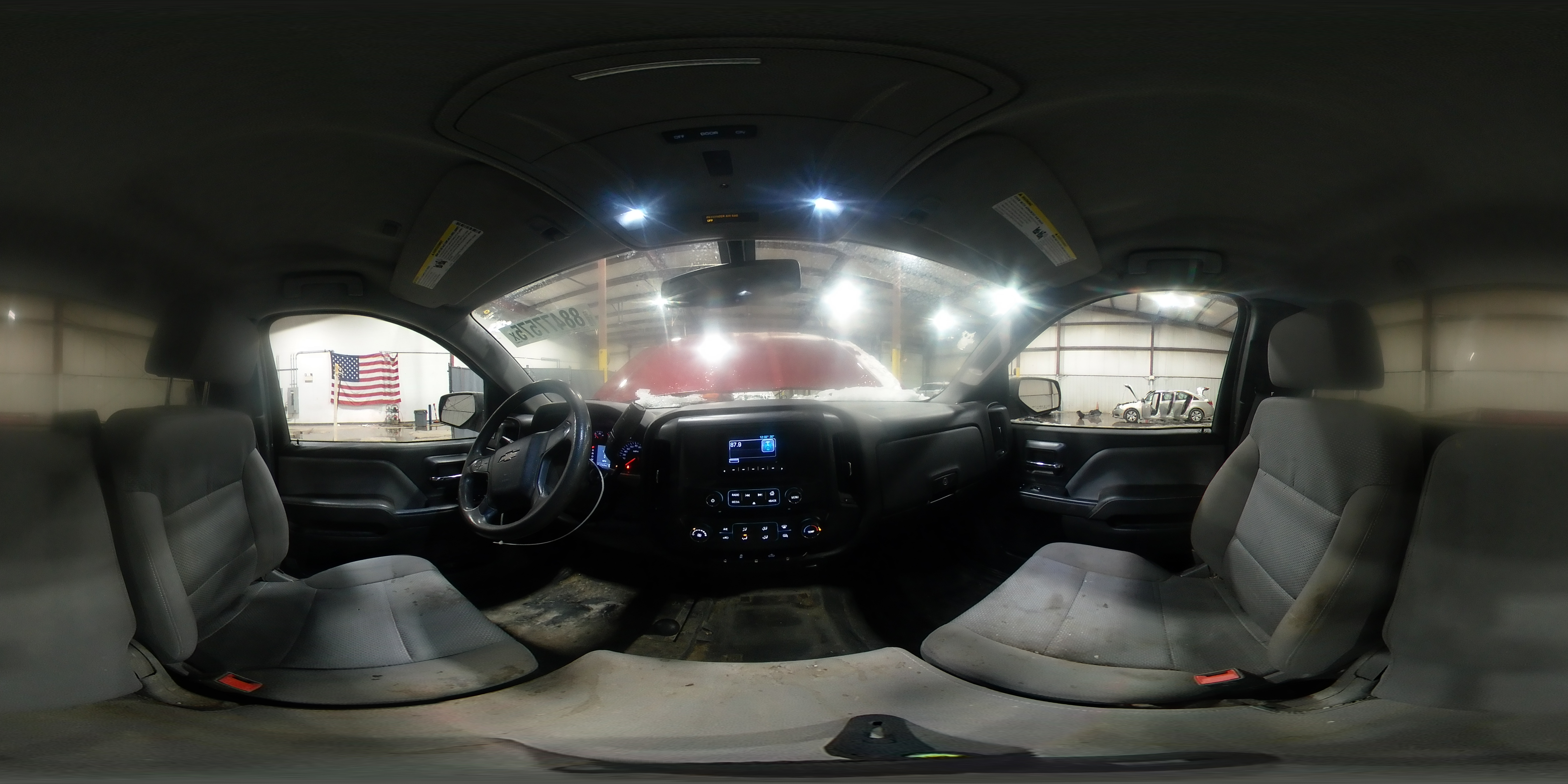 2015 Chevrolet Silverado - Image 14