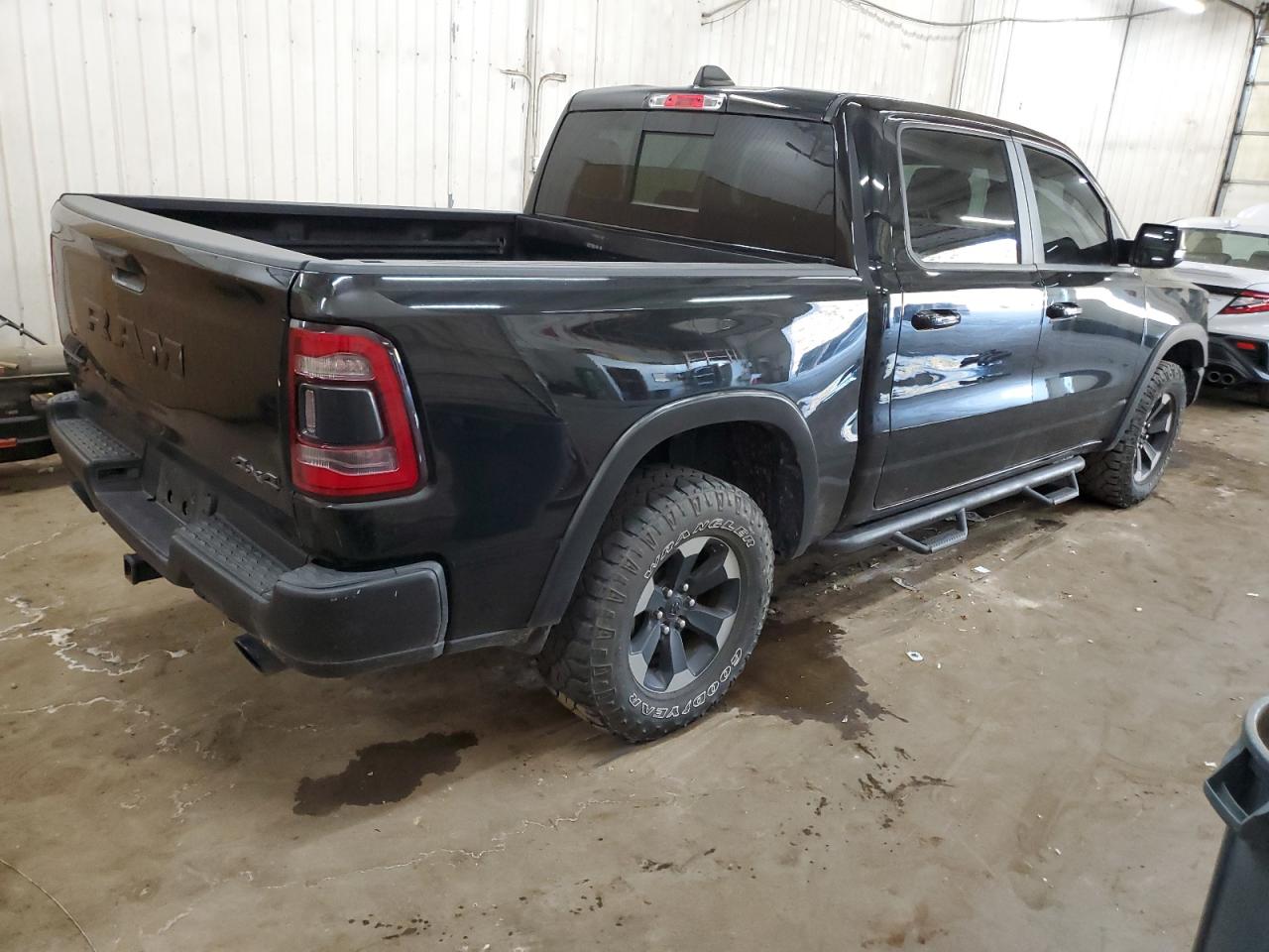 2019 RAM 1500 - Image 3