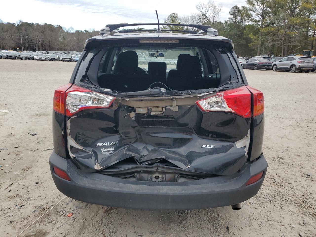 2015 Toyota RAV 4 - Image 6