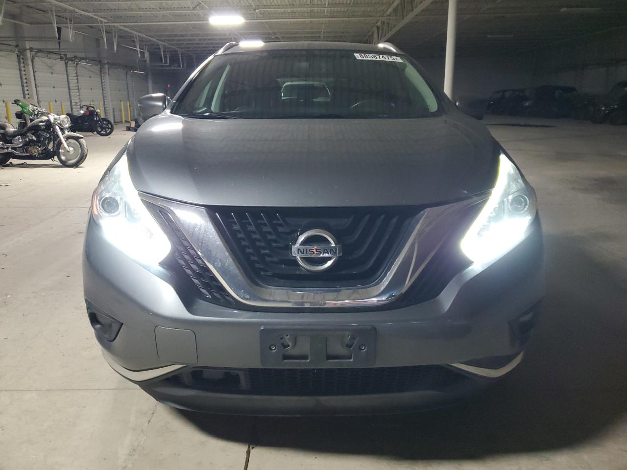 2017 Nissan Murano - Image 5