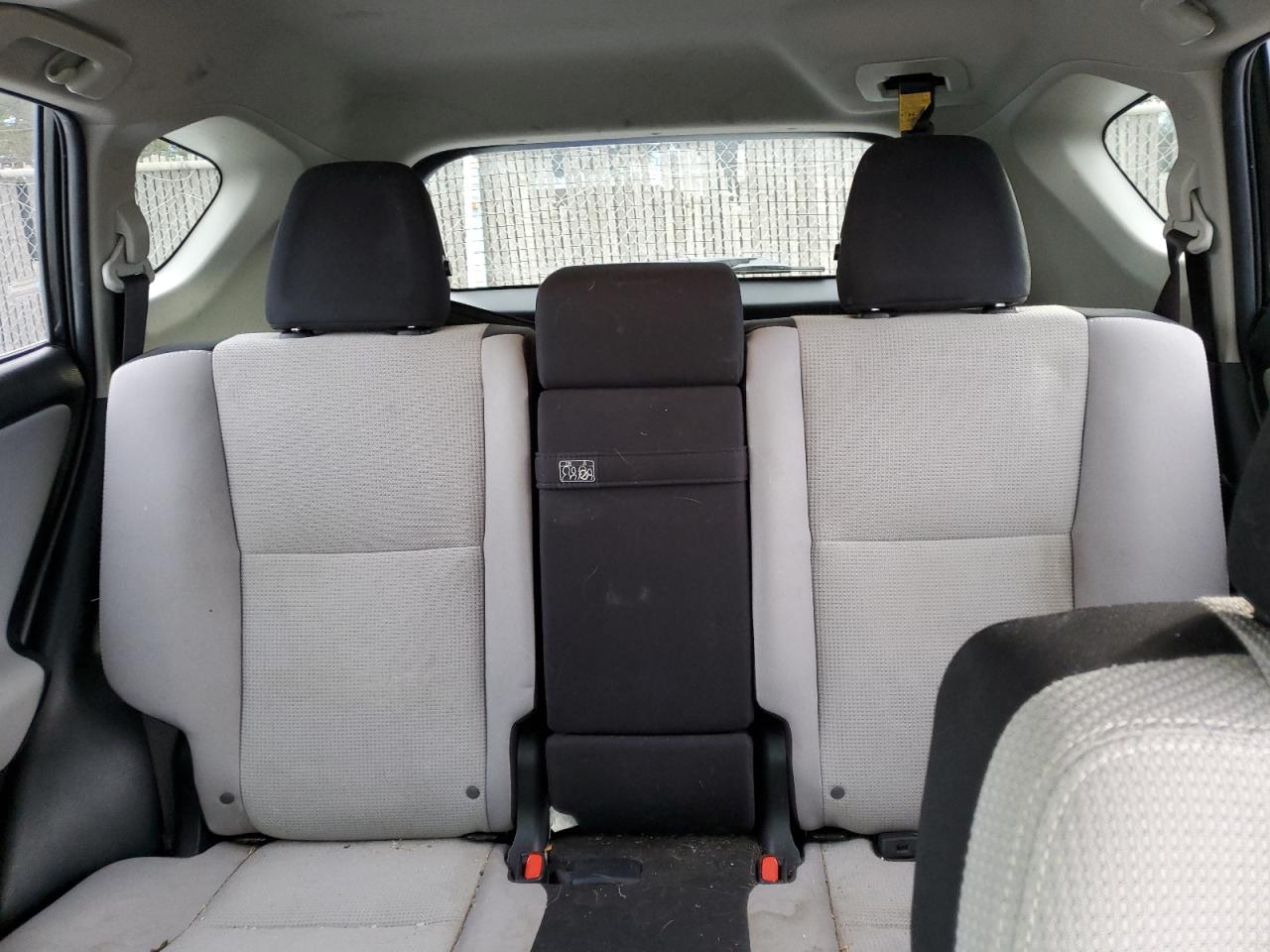 2017 Toyota RAV 4 - Image 10