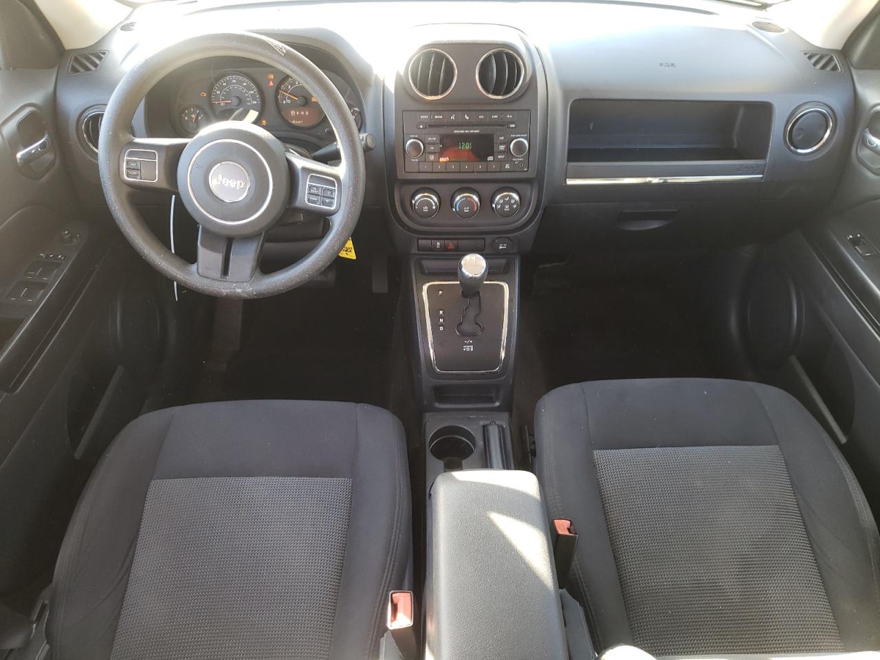2015 Jeep Liberty (Patriot) - Image 8