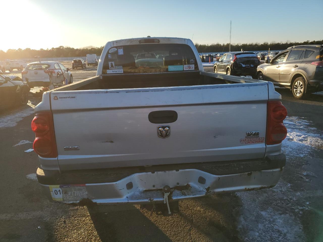 2007 Dodge Dakota - Image 6