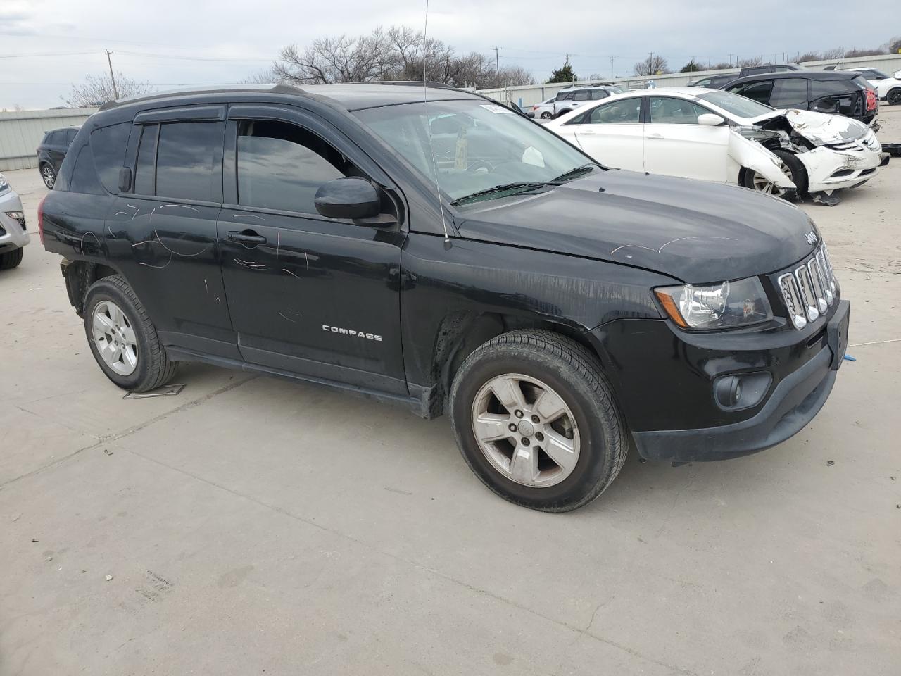 2016 Jeep Compass - Image 4