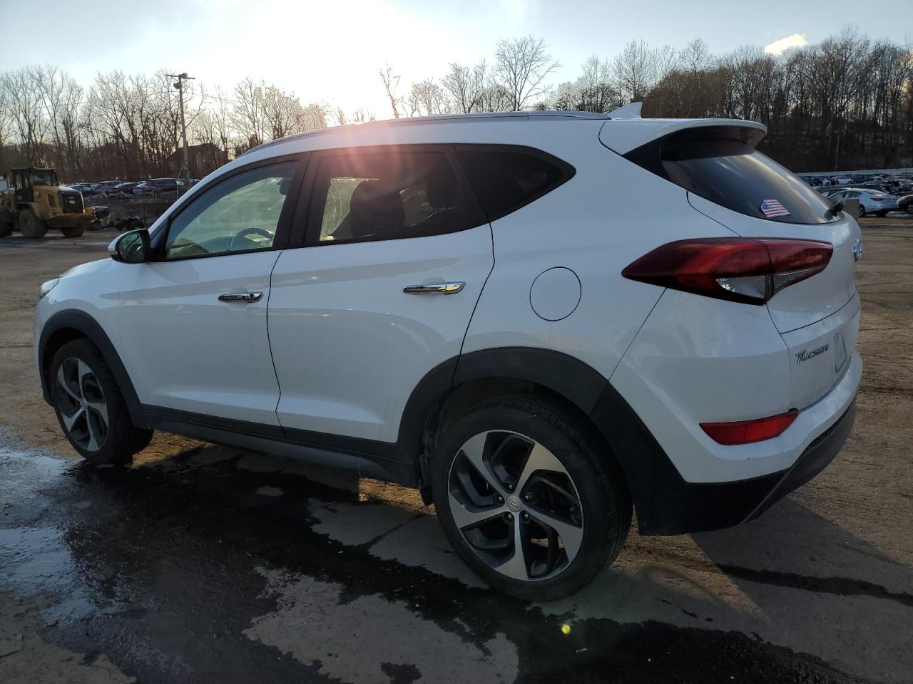 2016 Hyundai Tucson - Image 2
