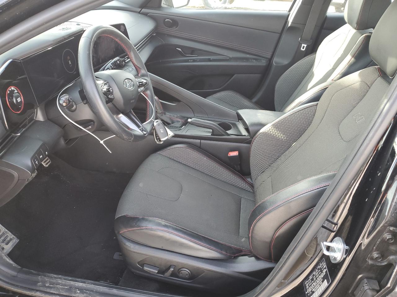 2023 Hyundai Elantra - Image 7