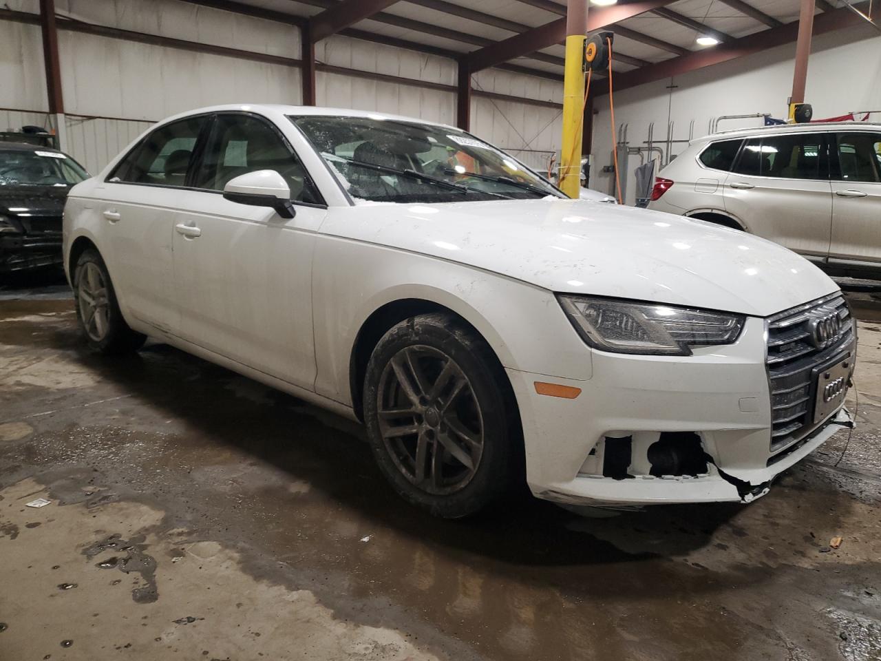 2017 Audi A4 - Image 4