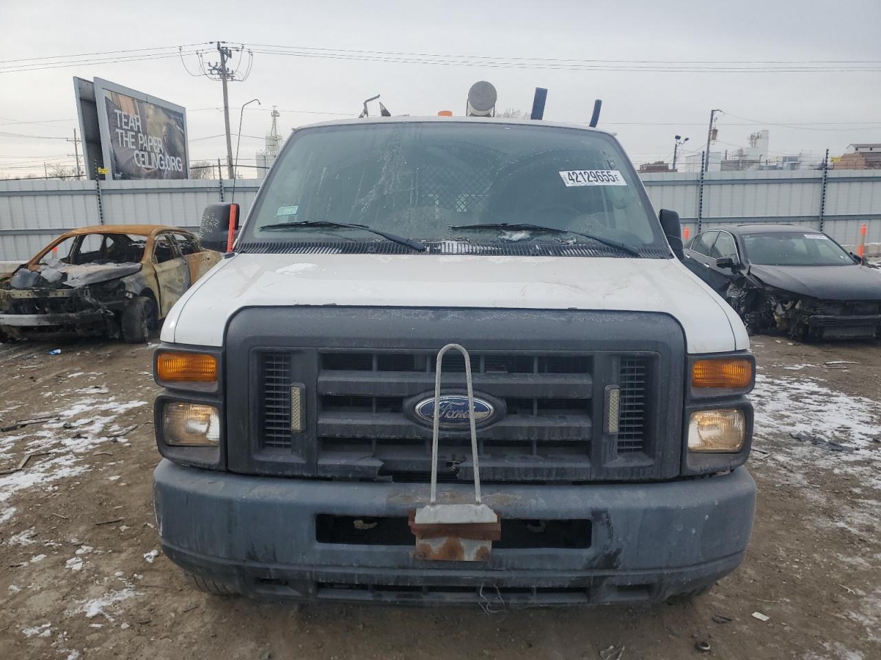 2011 Ford Econoline - Image 5