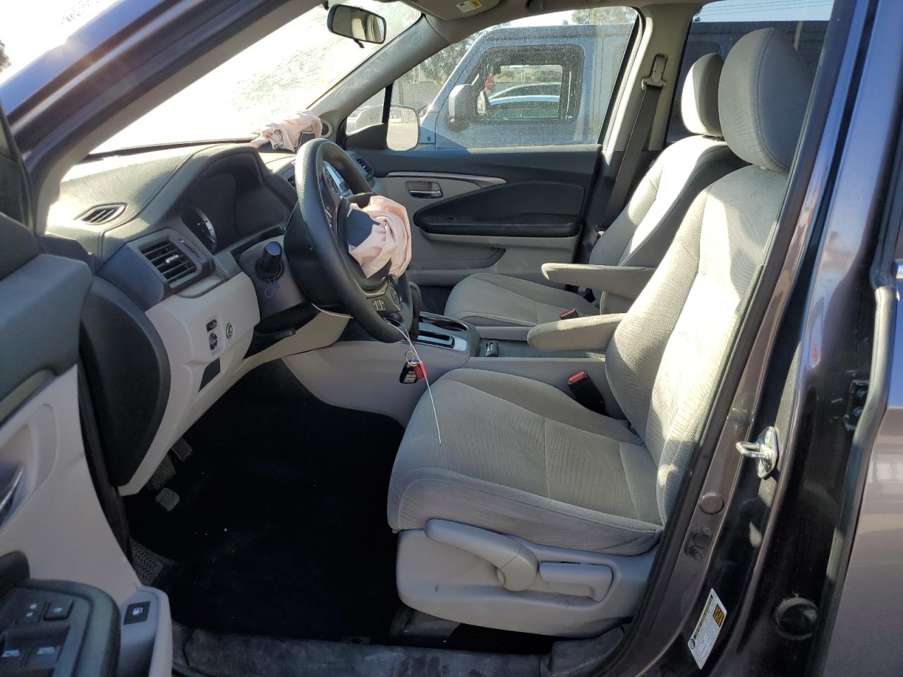 2017 Honda Pilot Lx VIN: 5FNYF5H15HB014856 Lot: 88818015