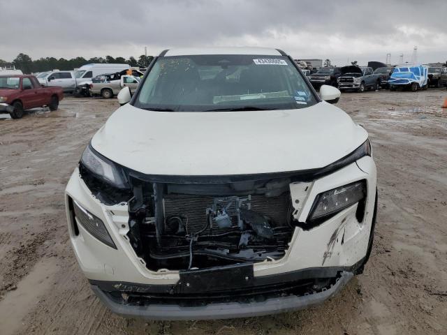  NISSAN ROGUE 2021 Белый