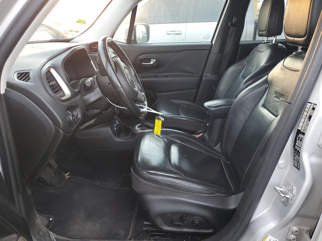 2015 Jeep Renegade - Image 7