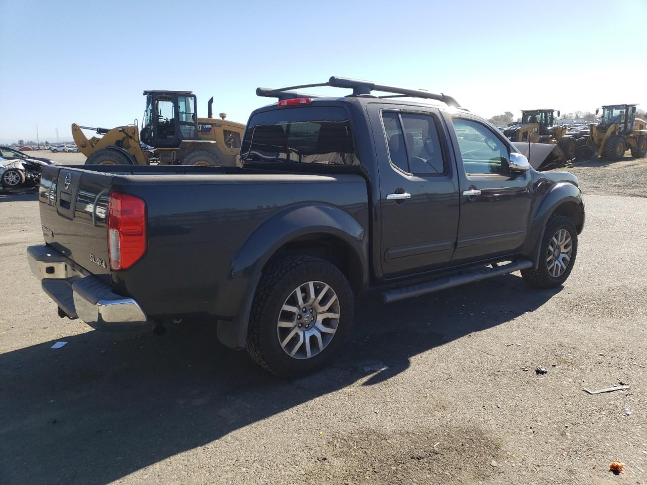 2012 Nissan Navara (Frontier) - Image 3