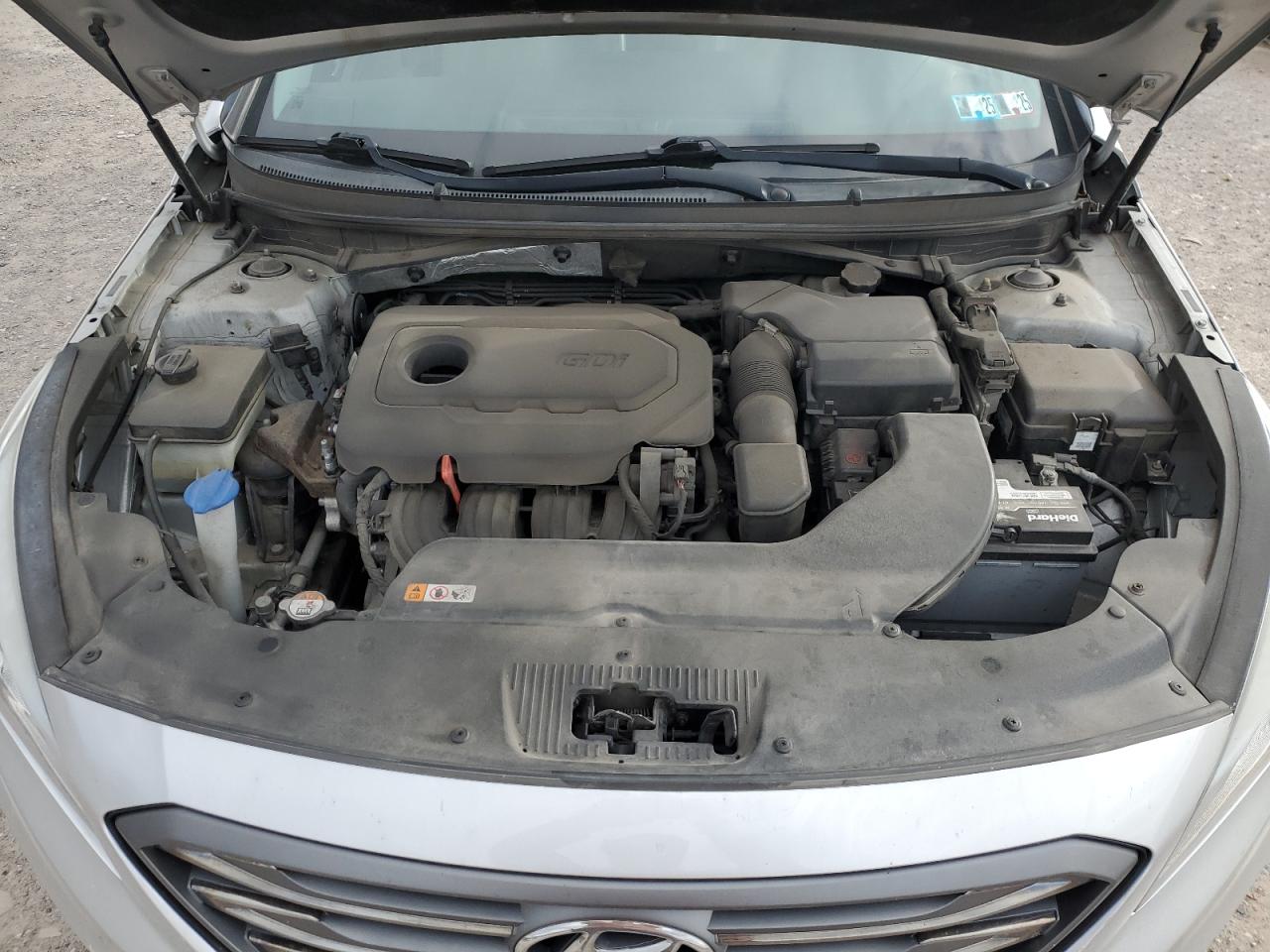 2015 Hyundai Sonata - Image 11