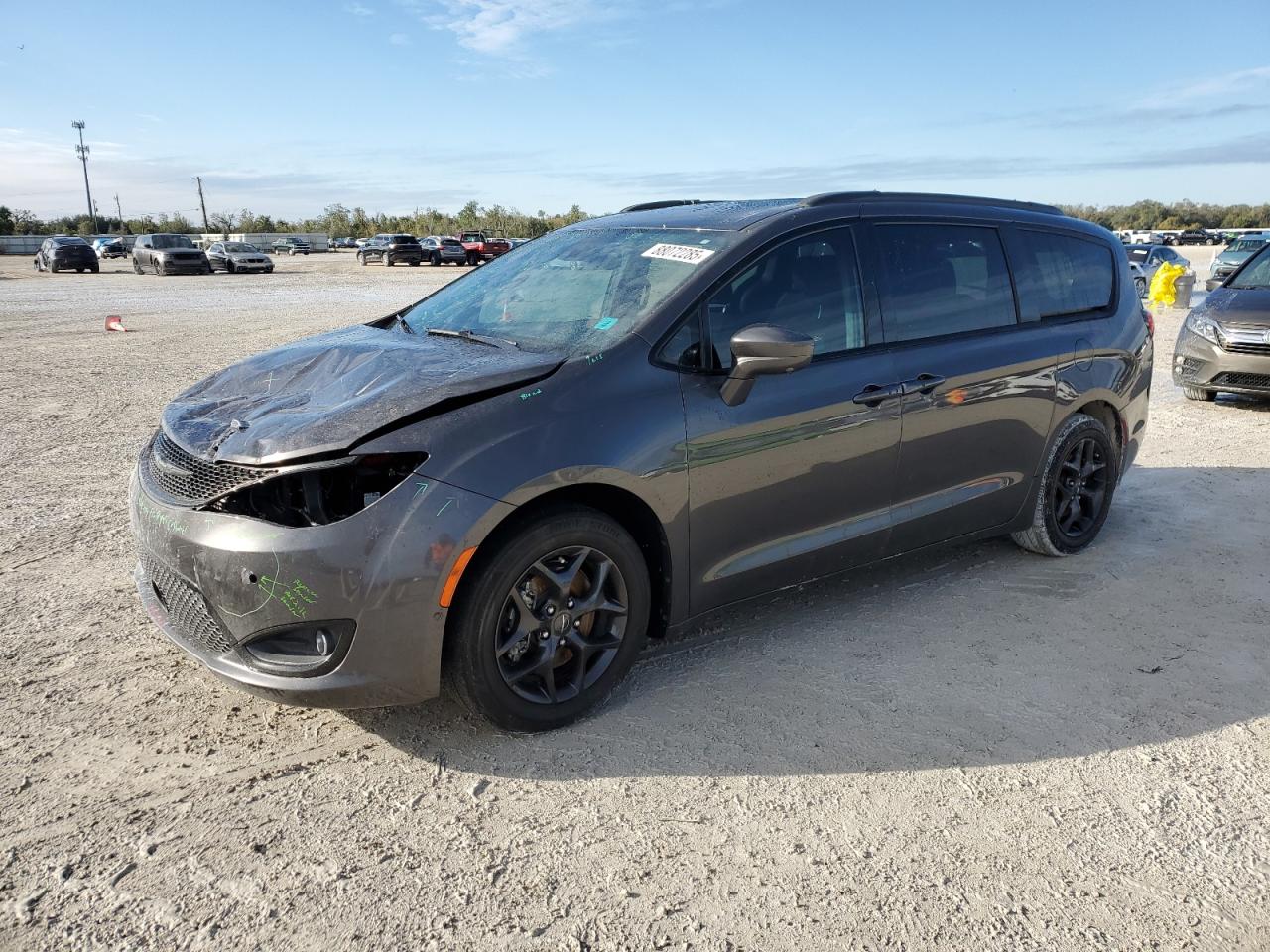 2019 Chrysler Pacifica - Image 1