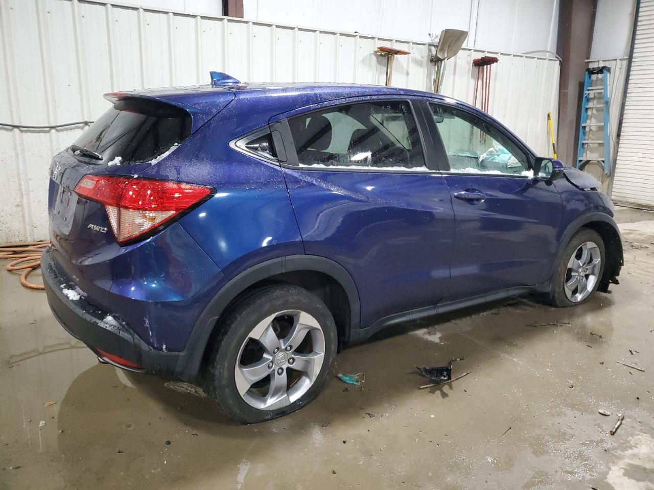 VIN 3CZRU6H57HM715889 2017 HONDA HR-V no.3