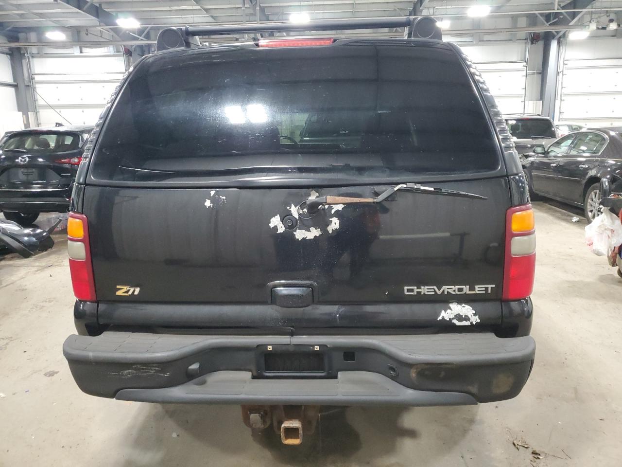 2003 Chevrolet Tahoe - Image 6