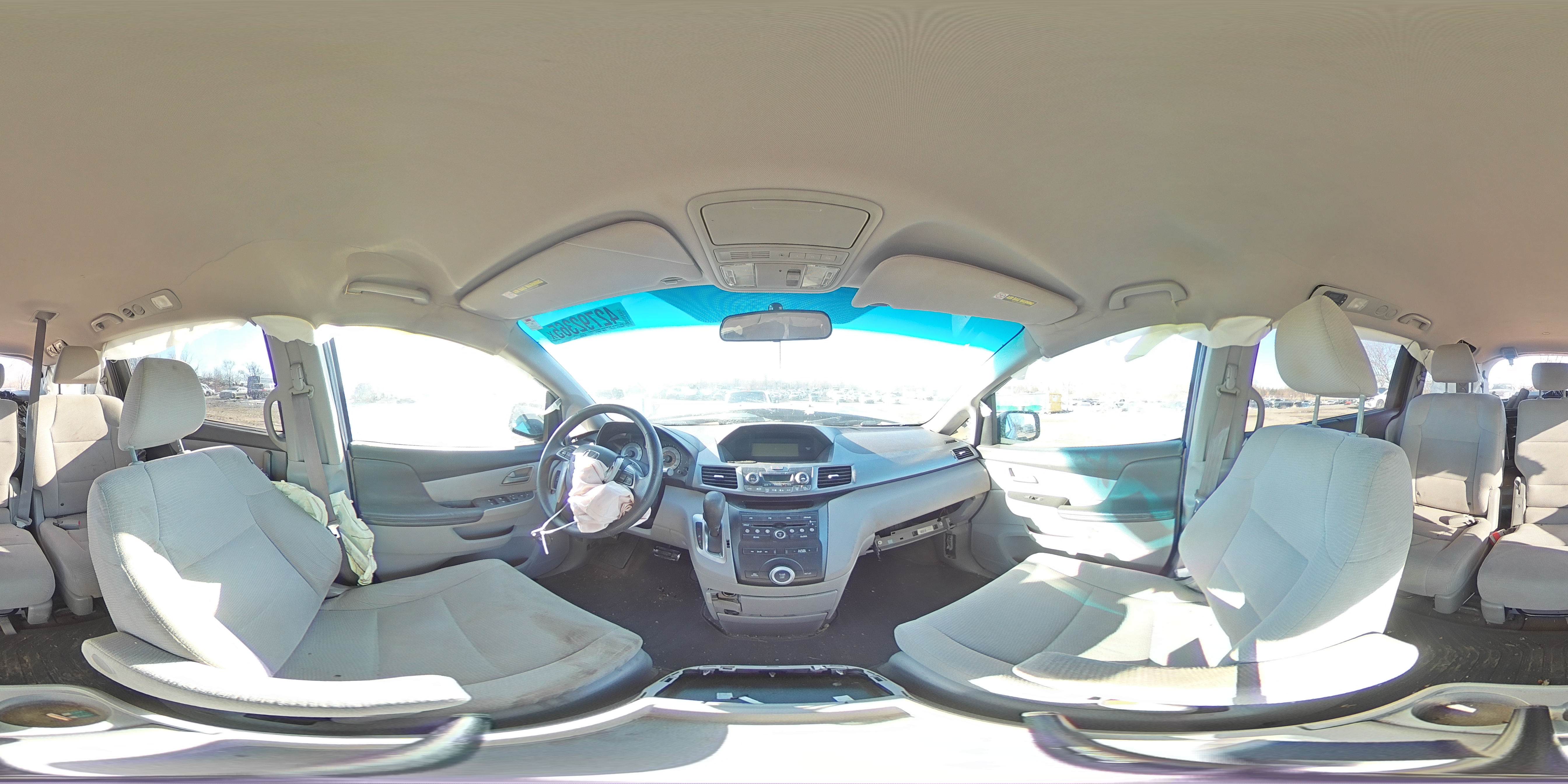 2011 Honda Odyssey - Image 14