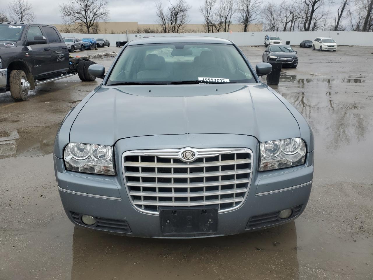 2007 Chrysler 300 - Image 5