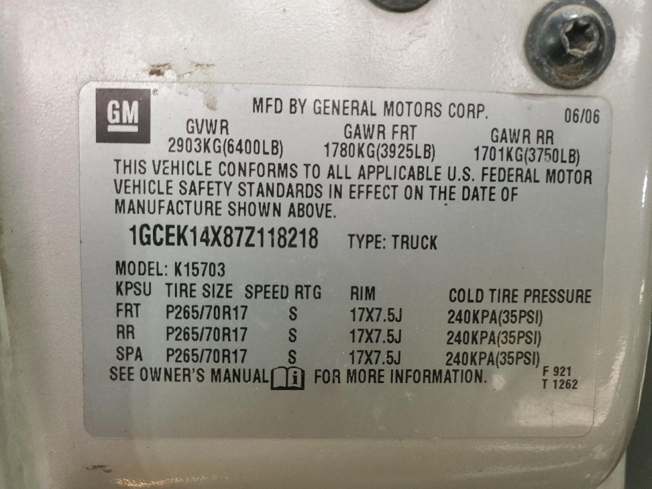 2007 Chevrolet Silverado - Image 13