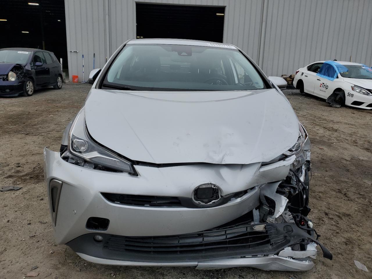 2022 Toyota Prius - Image 5