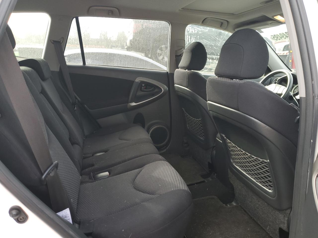 2006 Toyota RAV 4 - Image 11