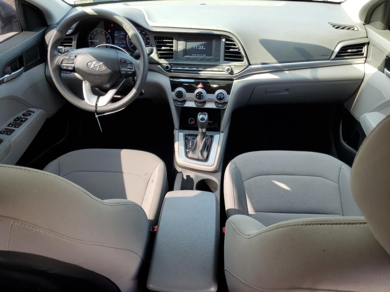 2019 Hyundai Elantra - Image 8