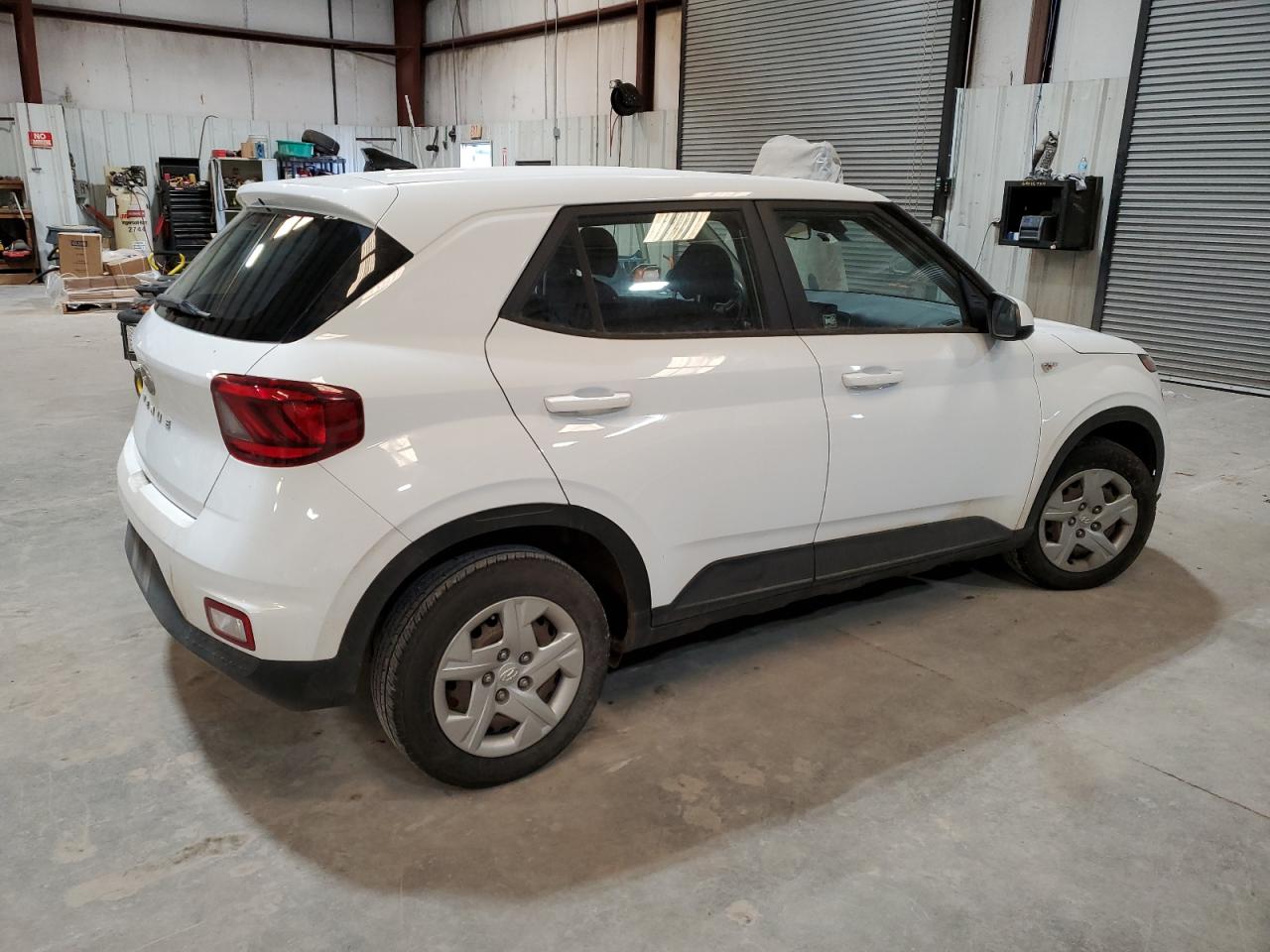 2020 Hyundai Venue - Image 3