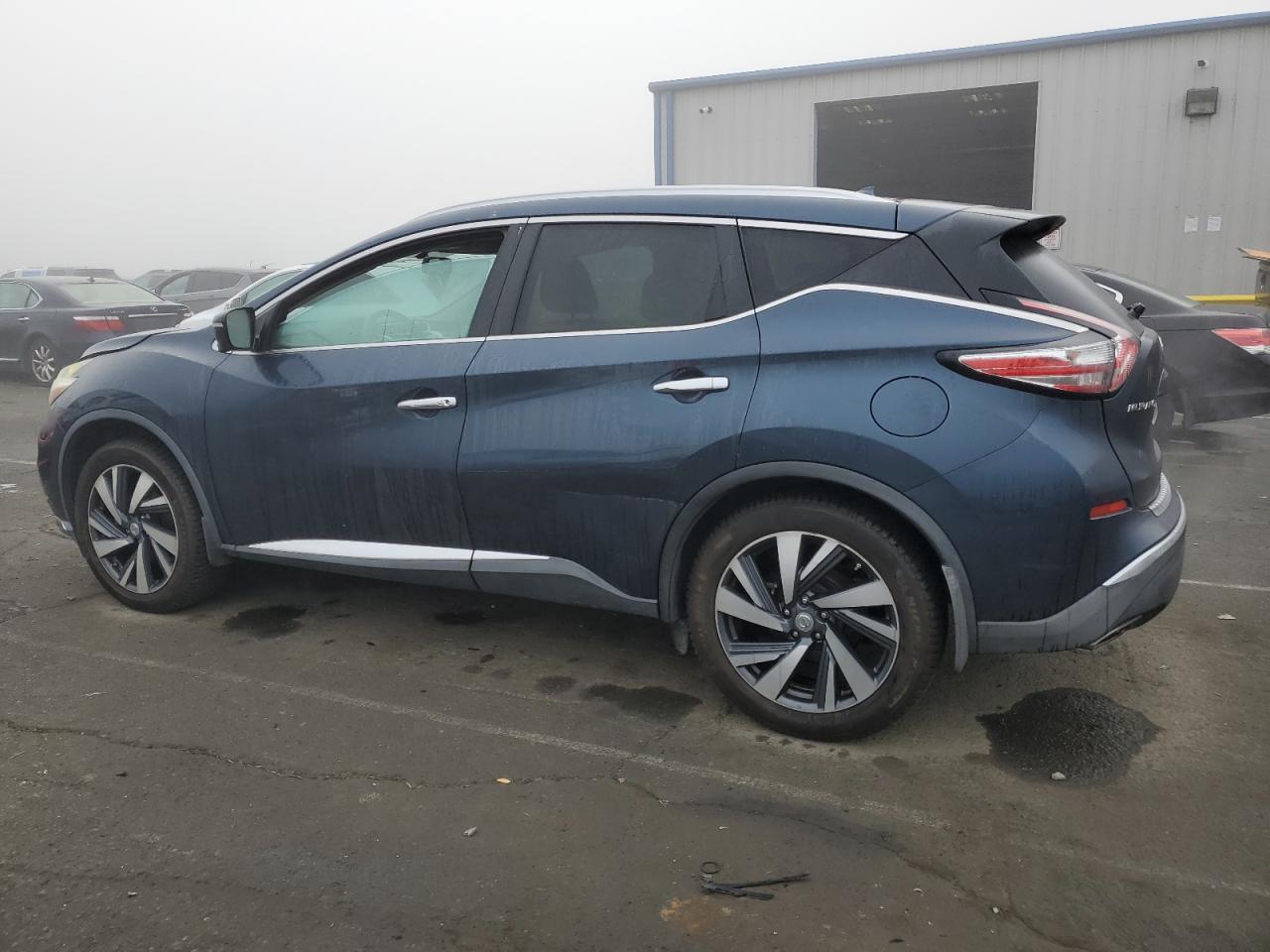 2015 Nissan Murano - Image 2