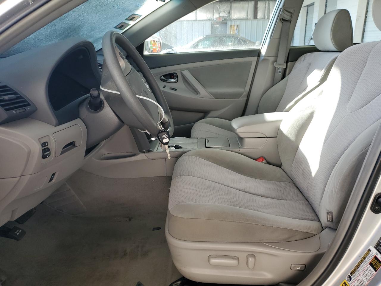 2011 Toyota Camry - Image 7