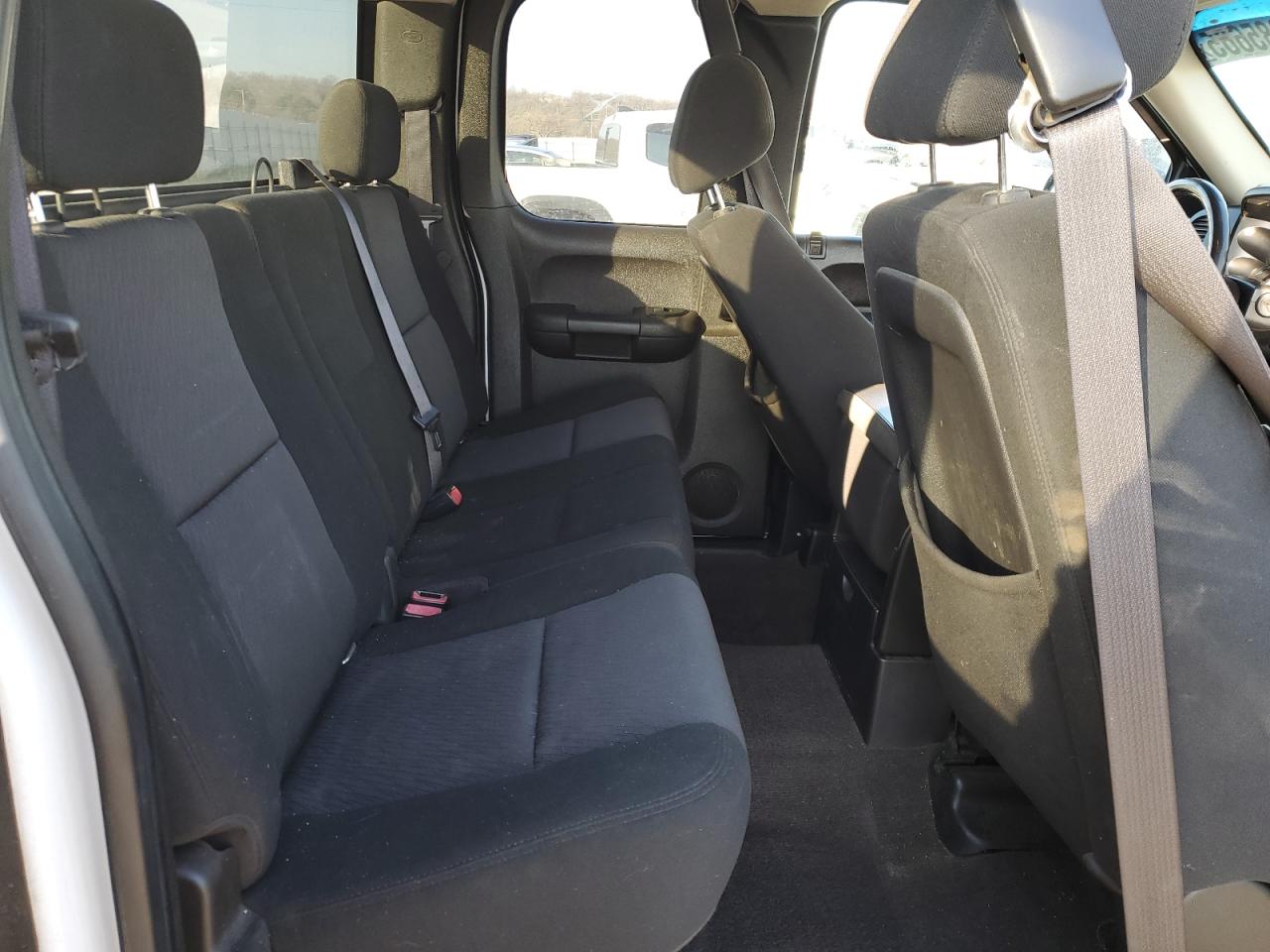 2010 Chevrolet Silverado - Image 10