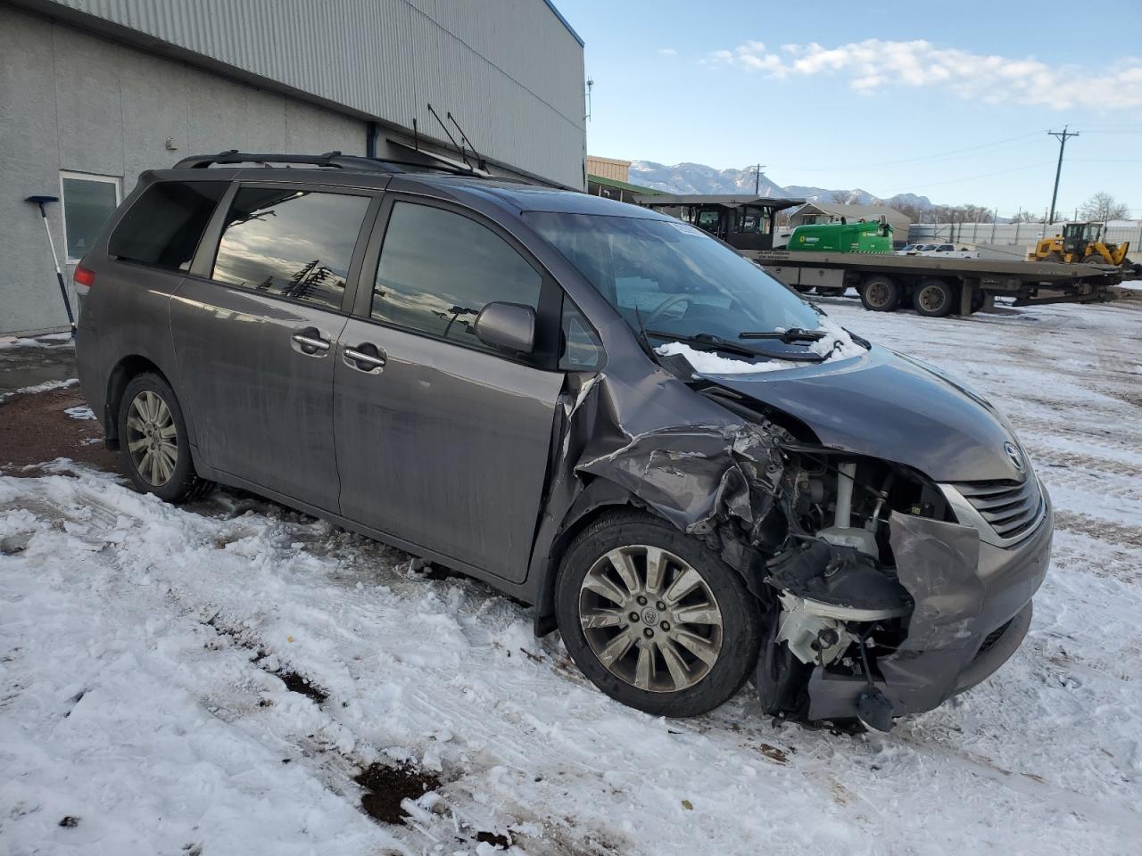 2013 Toyota Sienna - Image 4