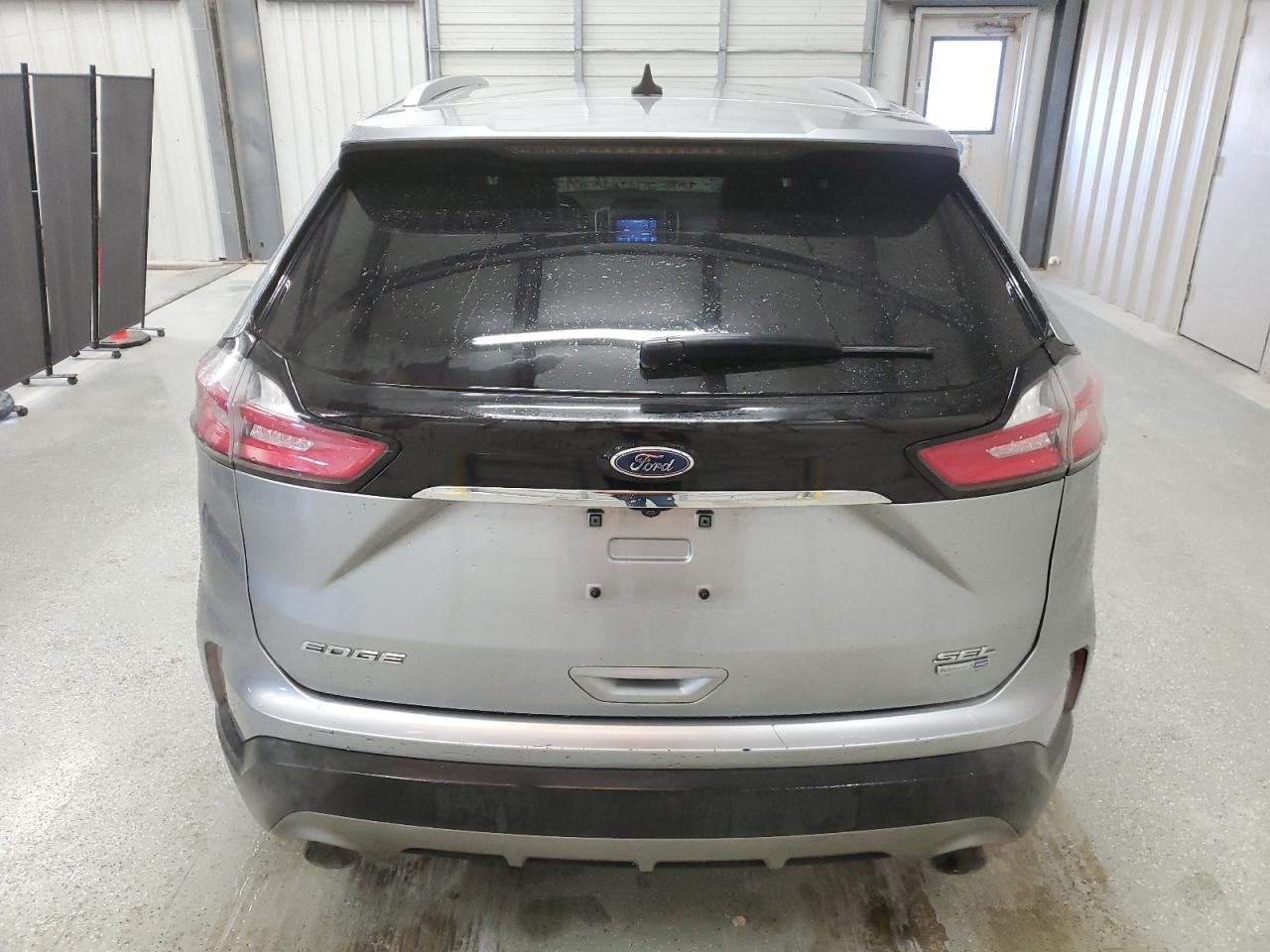 2020 Ford Edge - Image 6