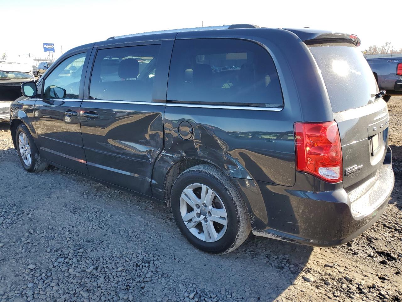 2012 Dodge Caravan - Image 2