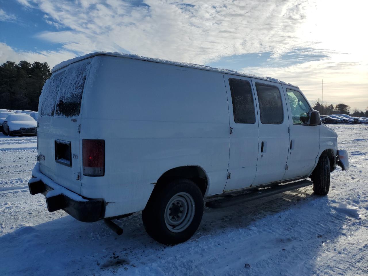 2012 Ford Econoline - Image 3