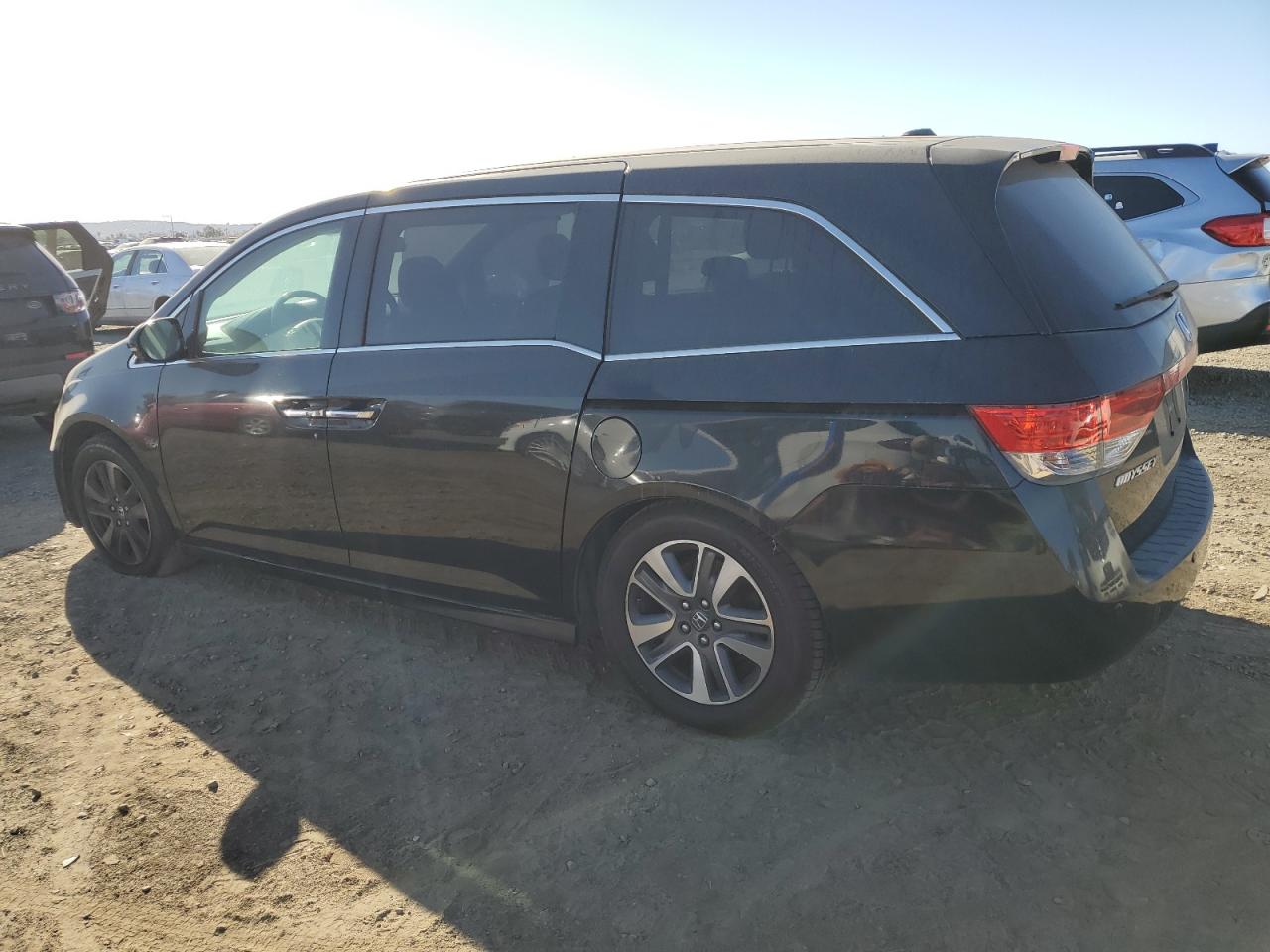 VIN 5FNRL5H93EB051743 2014 HONDA ODYSSEY no.2