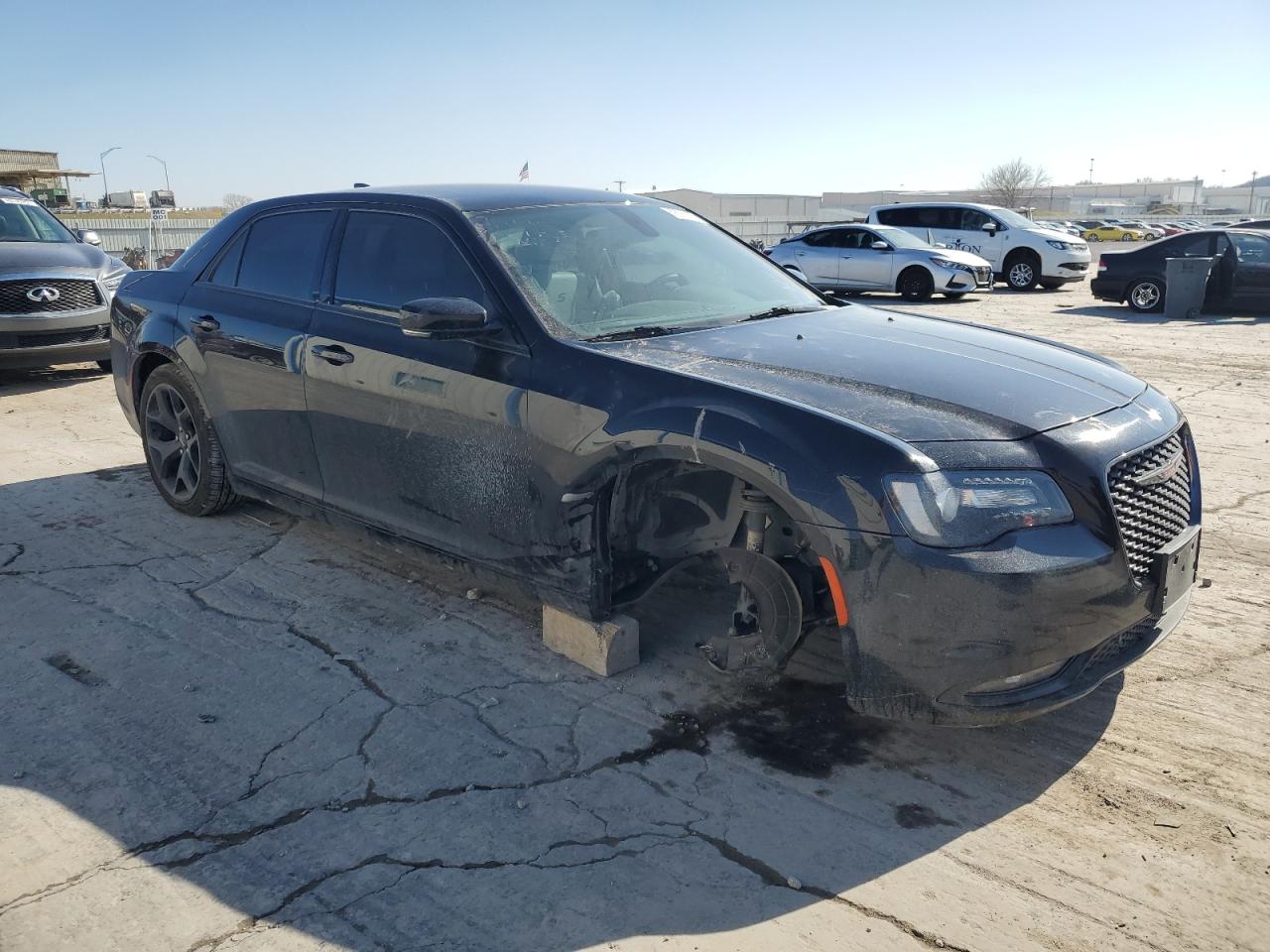 2021 Chrysler 300 - Image 4