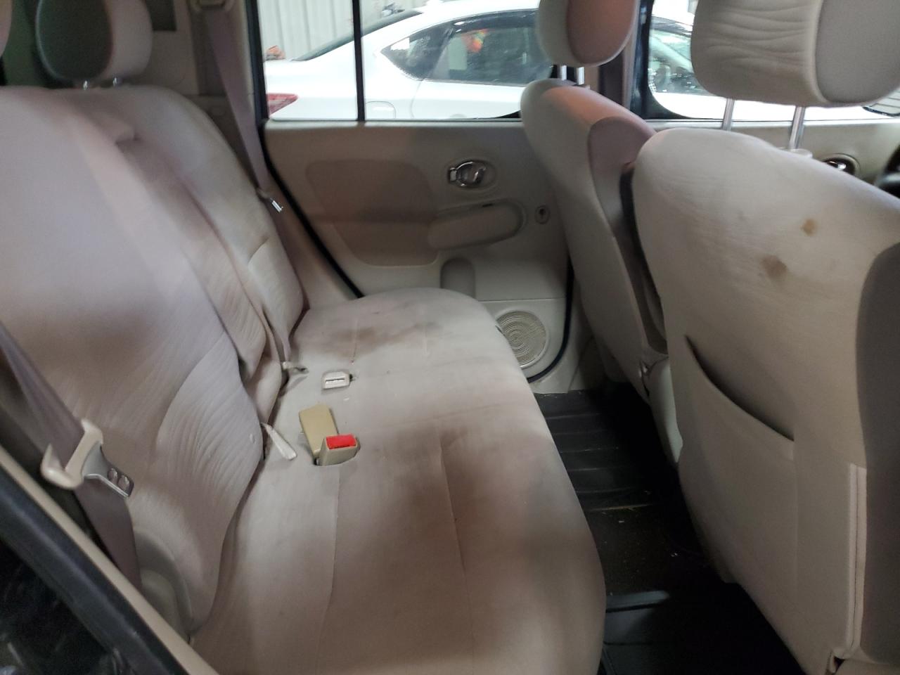 2009 Nissan Cube - Image 11