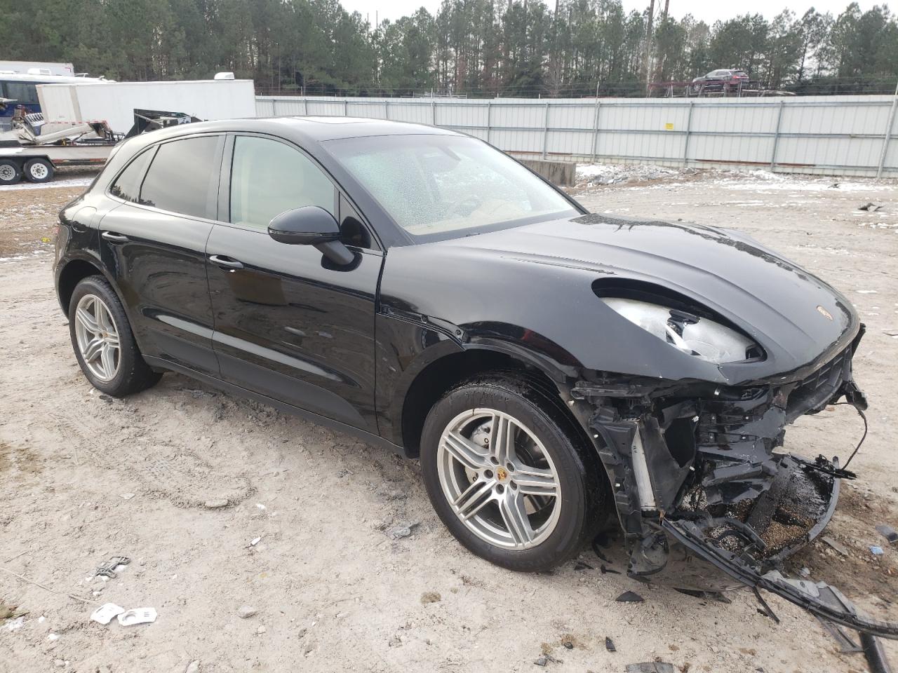 2015 Porsche Macan - Image 4