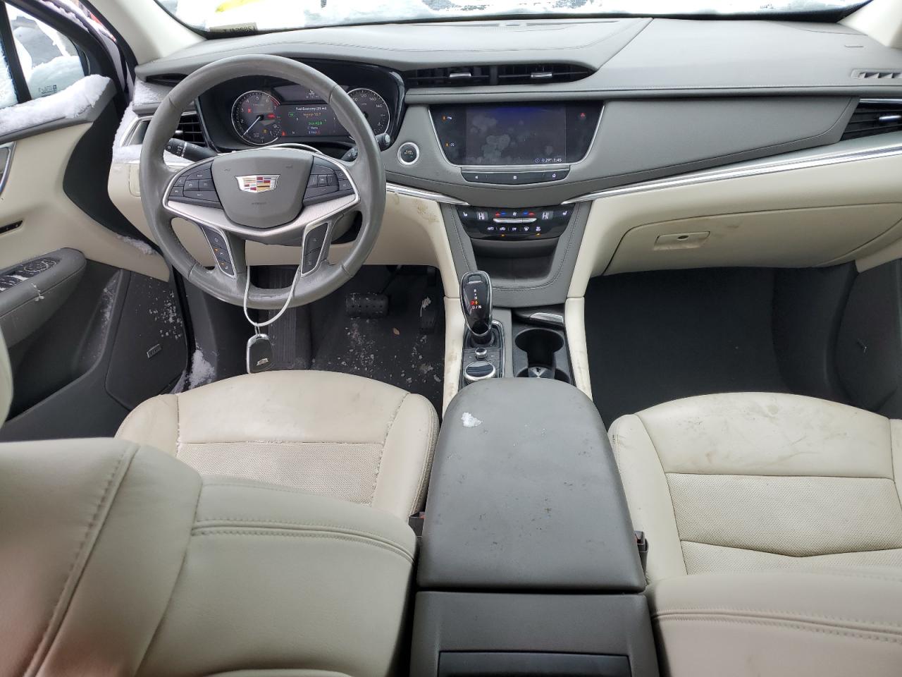 2020 Cadillac XT5 - Image 8
