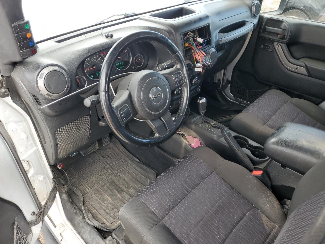 2011 Jeep Wrangler - Image 8