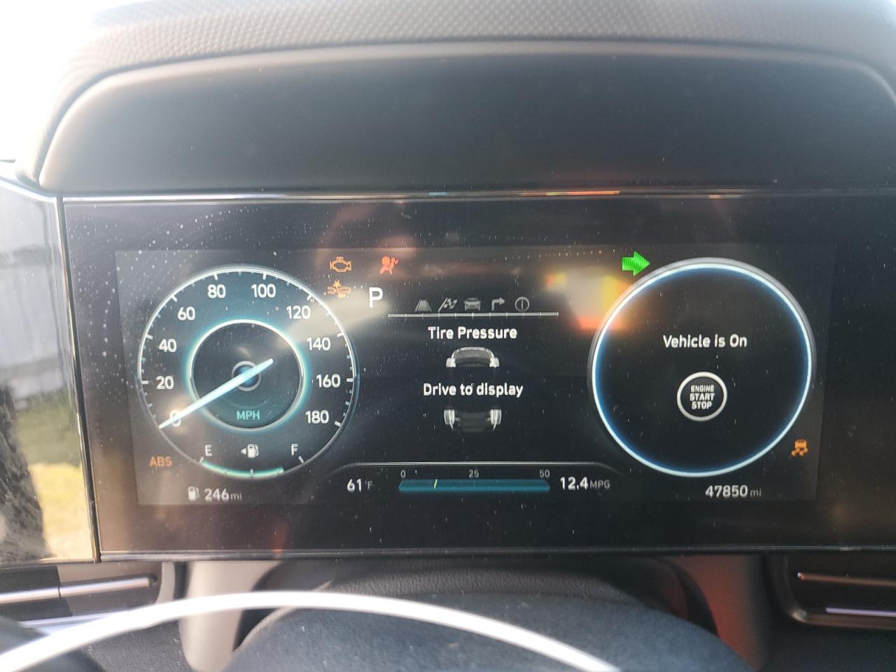 2022 Hyundai Elantra - Image 9