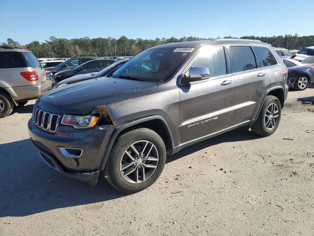 2017 Jeep Grand Cherokee - Image 1