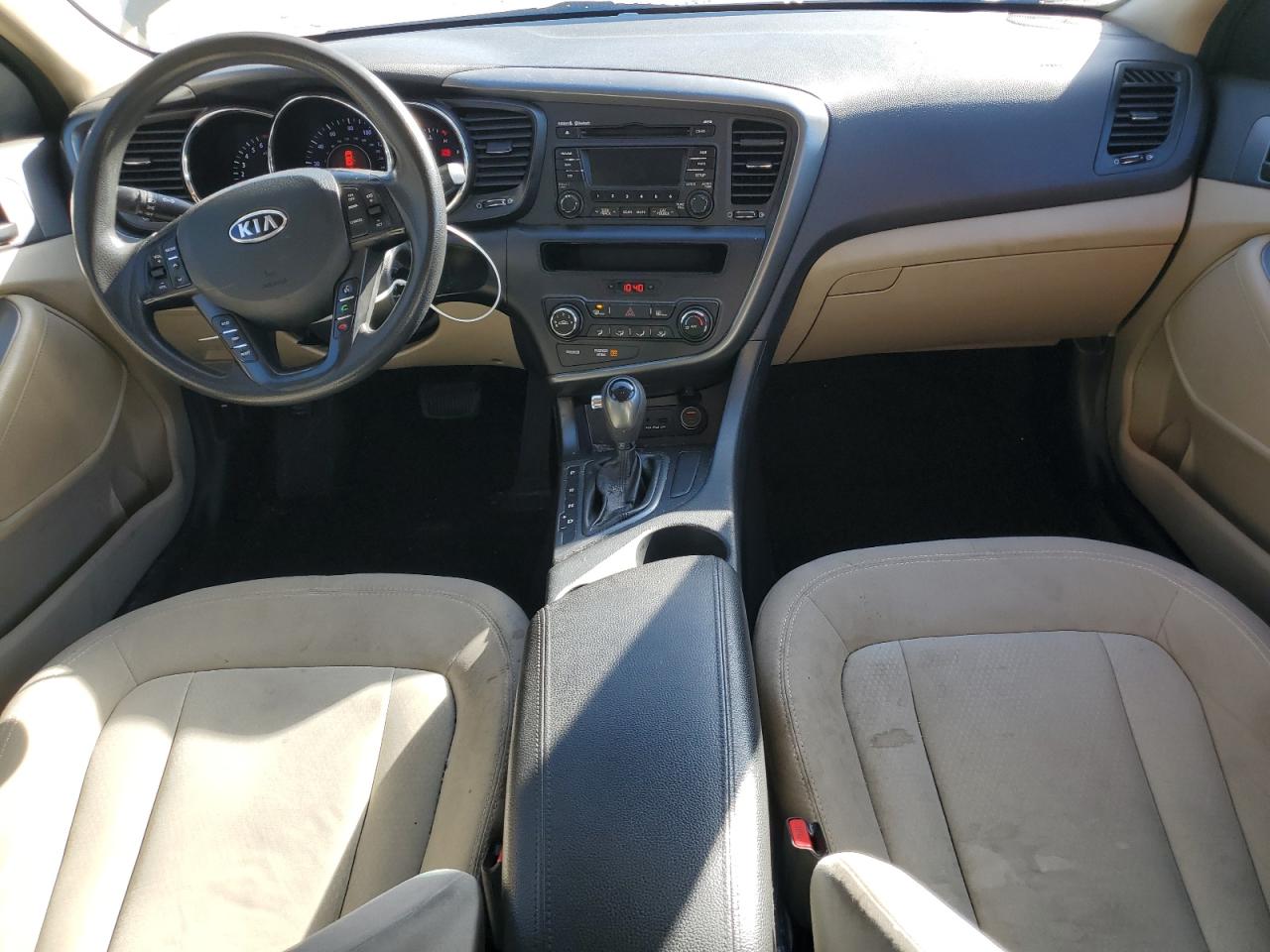 2011 Kia Optima - Image 8